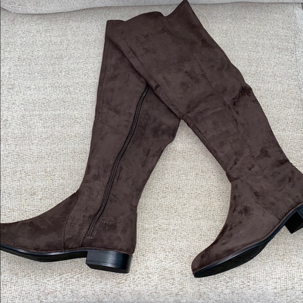 New brown boots